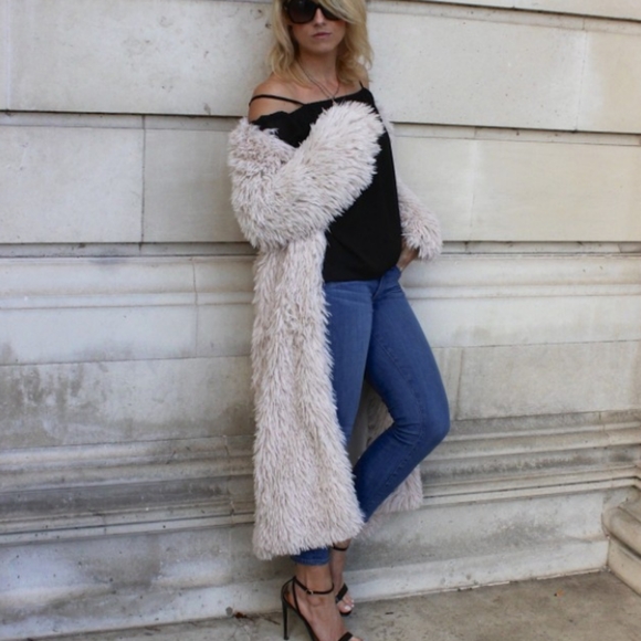 Anthropologie Tops - NWT!  Cloth & Stone Off the shoulder Top Black